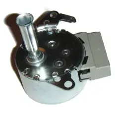 Moteur de tourne-broche pour four Smeg, référence 795210929